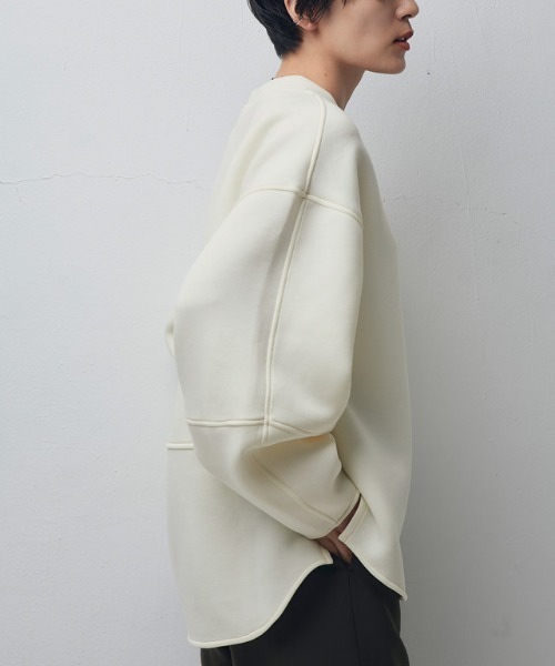 Pierrot（ピエロ）の「[RASW]ランタンスリーブダンボールプルオーバー（スウェット・レディース・チャコールグレー/ブラック/アイボリー・M）」の5枚目の写真