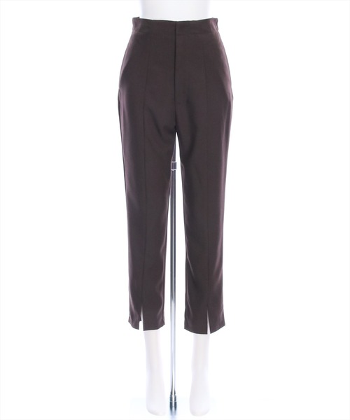 clear（クリア）の「裾スリットスリムパンツ[低身長用サイズ有]≪2024SS≫（スラックス・レディース・グレー/ブラウン/ブラック・S/M/XS）」の15枚目の写真