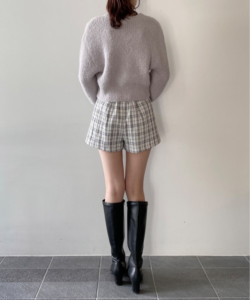 NOMAE(ノーマエ)の「モールフェザーショートカーディガン(カーディガン/ボレロ・レディース・ダークグレー/グレー/ピンク/アイボリー・FREE)」の14枚目の写真