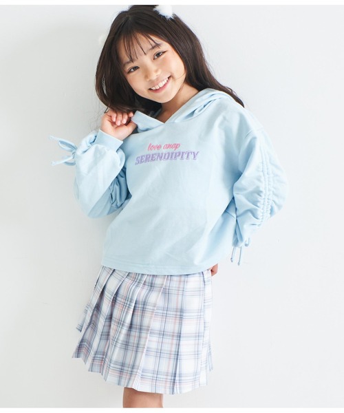 ANAP kids（アナップキッズ）の「袖シャーリングミニ裏毛フーディ（パーカー・キッズ・ライトグレー/ホワイト/サックスブルー・130cm/120cm/110cm）」の3枚目の写真