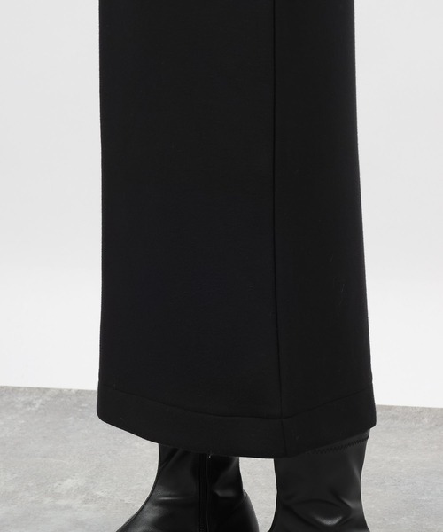 LAKOLE（ラコレ）の「起毛ダンボールナロースカート / 982201（スカート・レディース・ブラック/ブラウン・SMALL/MEDIUM）」の5枚目の写真