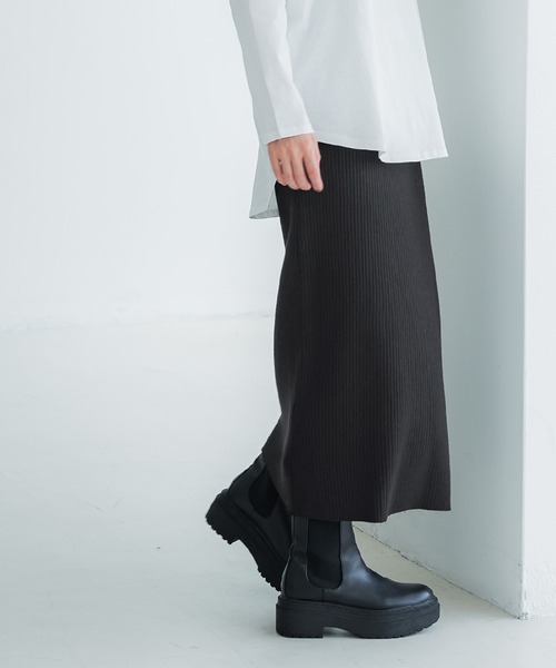 coca（coca）（コカ）の「リブニットロングスカート（スカート・レディース・ブラック/チャコール/ターコイズブルー/グレイッシュベージュ/ライトブルー・ONE SIZE/SHORT/LONG）」の11枚目の写真