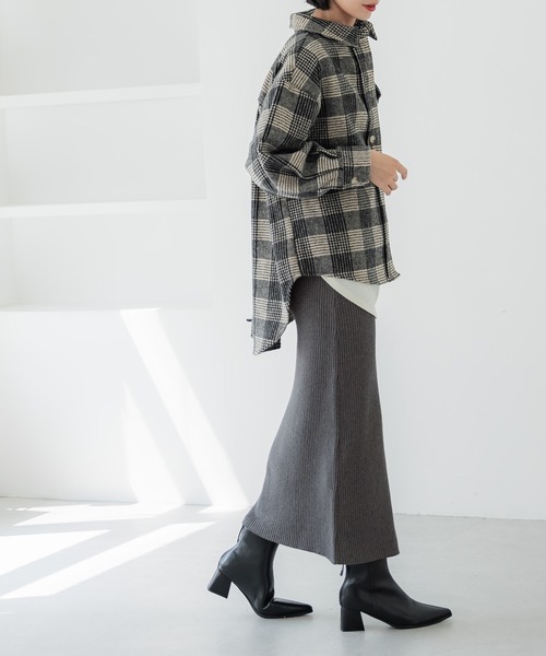 coca（coca）（コカ）の「リブニットロングスカート（スカート・レディース・ブラック/チャコール/ターコイズブルー/グレイッシュベージュ/ライトブルー・ONE SIZE/SHORT/LONG）」の8枚目の写真