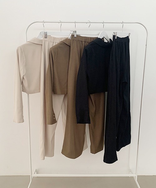 gossip!ロサンゼルス(ゴシップロサンゼルス)の「テーラードジャケットパンツ セットアップ(セットアップ・レディース・ブラック/オフホワイト/ブラウン/カーキ/ピンク・S/M/L)」の8枚目の写真