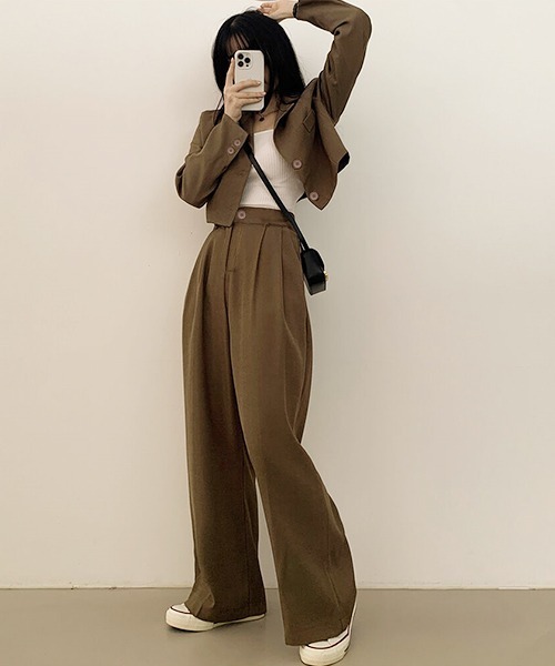 gossip!ロサンゼルス(ゴシップロサンゼルス)の「テーラードジャケットパンツ セットアップ(セットアップ・レディース・ブラック/オフホワイト/ブラウン/カーキ/ピンク・S/M/L)」の7枚目の写真