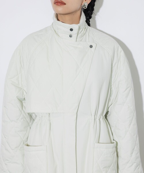 UNITED TOKYO（ユナイテッドトウキョウ）の「【完売間近！】キルティングフーディーコート｜軽量/保温/保湿（ダウンジャケット/コート・レディース・ホワイト/ブラック・FREE）」の13枚目の写真