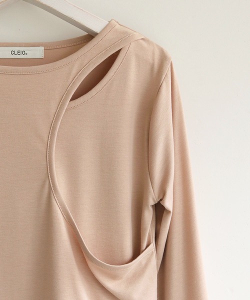 CLEIO（クレイオ）の「【CLEIO】カーブカットシャーリングプルオーバー/CURVE CUT PULLOVER/980-11617（Tシャツ/カットソー・レディース・アイボリー/ベージュ・FREE）」の5枚目の写真