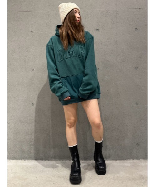 GAP（ギャップ）の「プロフリース GAPアーチロゴ パーカー(ユニセックス)（パーカー・メンズ・ネイビー/レッド/ブラウン/グリーン・M/S/XL/L/XS）」の21枚目の写真