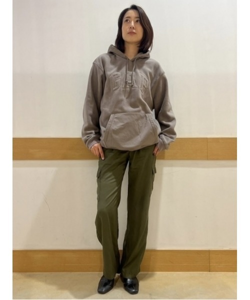 GAP（ギャップ）の「プロフリース GAPアーチロゴ パーカー(ユニセックス)（パーカー・メンズ・ネイビー/レッド/ブラウン/グリーン・M/S/XL/L/XS）」の14枚目の写真