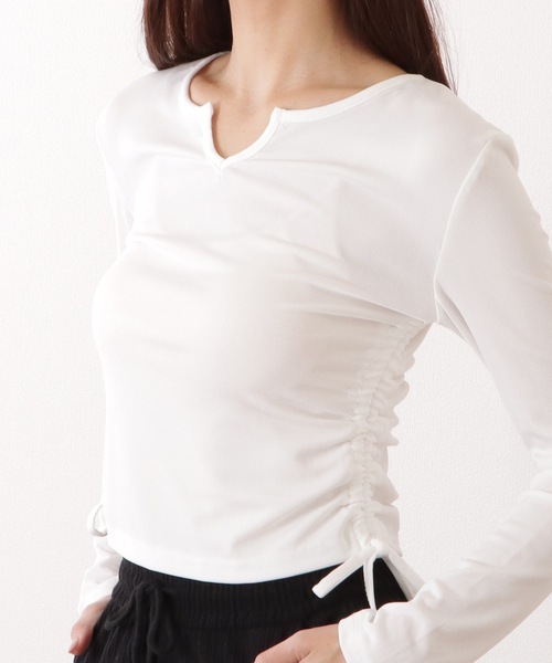 Lace Ladies(レースレディース)の「キーネック サイド シャーリング コンパクト プルオーバー(Tシャツ/カットソー・レディース・ピンク/グレー/ブラック/ホワイト・M/XL)」の2枚目の写真