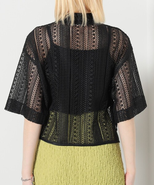 BEAMS HEART(ビームスハート)の「レース クロップド シャツ(シャツ/ブラウス・レディース・ブラック/オフホワイト/ブラウン・FREE)」の21枚目の写真