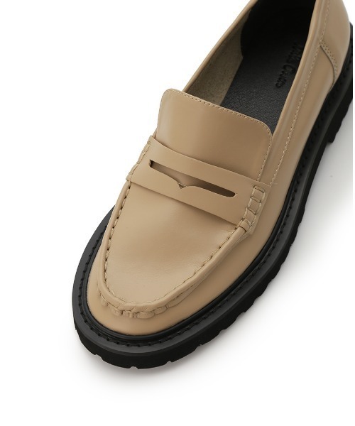 Mila Owen（ミラオーウェン）の「ベーシックローファー（ローファー・レディース・ベージュ/ブラック・36/37/38）」の8枚目の写真