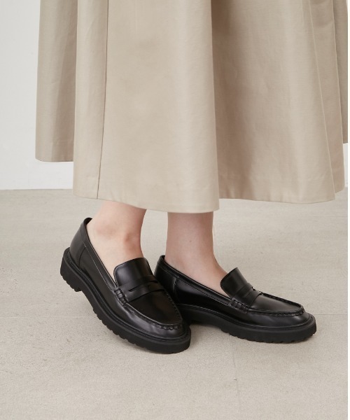 Mila Owen（ミラオーウェン）の「ベーシックローファー（ローファー・レディース・ベージュ/ブラック・36/37/38）」の11枚目の写真