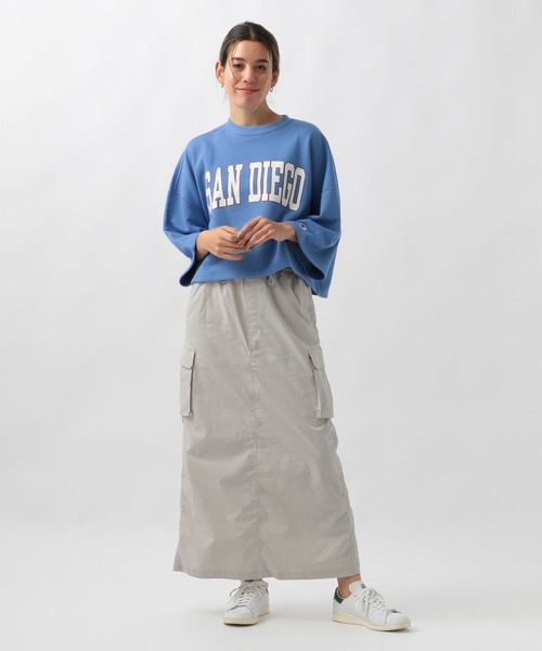 Champion(チャンピオン)の「【Champion(チャンピオン)】別注ロゴショートスウェット(スウェット・レディース・オートミール/オフホワイト/ブルー・FREE)」の6枚目の写真