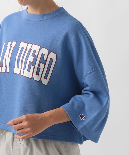 Champion(チャンピオン)の「【Champion(チャンピオン)】別注ロゴショートスウェット(スウェット・レディース・オートミール/オフホワイト/ブルー・FREE)」の16枚目の写真