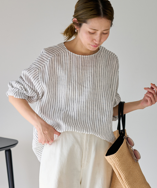 FRAMeWORK（フレームワーク）の「NEWフレンチリネンクルーネックプルオーバー（シャツ/ブラウス・レディース・ベージュ/ホワイト/ホワイト系その他・FREE）」の15枚目の写真