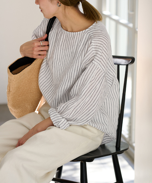 FRAMeWORK（フレームワーク）の「NEWフレンチリネンクルーネックプルオーバー（シャツ/ブラウス・レディース・ベージュ/ホワイト/ホワイト系その他・FREE）」の19枚目の写真