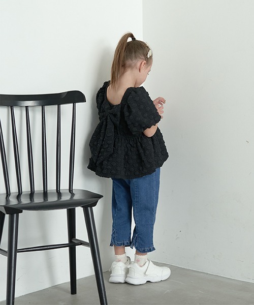 Lycee mine(リセマイン)の「ボリュームスリーブでふんわりブラウス(シャツ/ブラウス・キッズ・ピンク/アイボリー/ライトグリーン/ブラック・100cm/110cm/120cm/140cm/130cm/150cm)」の20枚目の写真