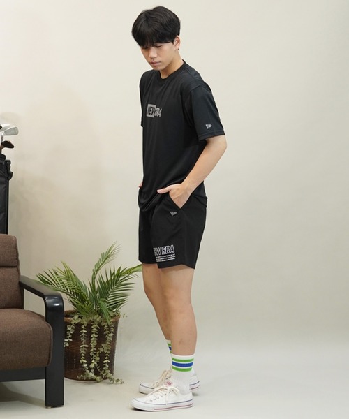 NEW ERA(ニューエラ)の「NEW ERA/ニューエラ ハーフパンツ ショートパンツ ショーツ ロゴ シンプル ナイロン ストレッチ 撥水 14121986(その他パンツ・メンズ・ブラック・L/XL/M)」の6枚目の写真