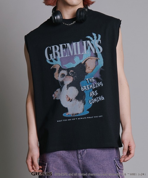 ADPOSION(アドポーション)の「【GREMLINS / グレムリン】ヴィンテージ風ノースリーブTシャツ(Tシャツ/カットソー・メンズ・ブラック/チャコールグレー/ホワイト・MEDIUM/LARGE/X-LARGE)」の2枚目の写真