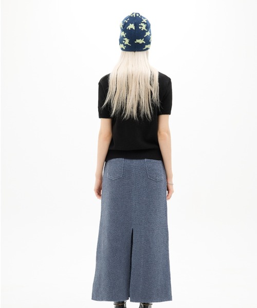 LUVISTRUE（ラヴイズトゥルー）の「DN BOUCLE LOVE KNIT（ニット/セーター・レディース・ネイビー/アイボリー/ブラック・FREE）」の4枚目の写真