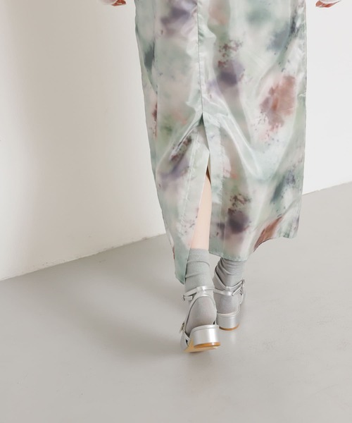 SENSE OF PLACE by URBAN RESEARCH（センスオブプレイスバイアーバンリサーチ）の「ボカシプリントキャミワンピース（ワンピース・レディース・グリーン/ブラック/ブルー・S/ONE）」の17枚目の写真