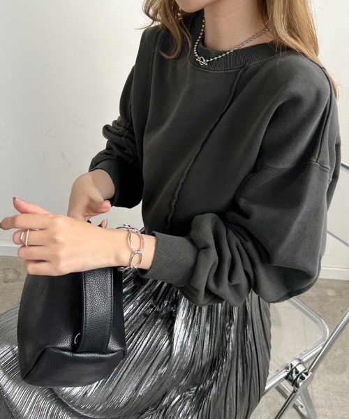 Futier land（フューティアランド）の「アシンメトリーダメージショートプルオーバー（スウェット・レディース・ライトイエロー/アイボリー/ブラック・FREE）」の4枚目の写真