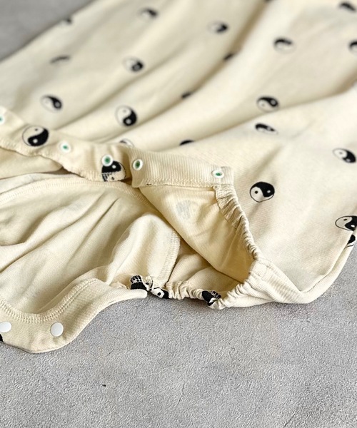 HOGAN RANCH WEAR(ホーガンランチウエア)の「ソウガラタンクロンパース(70~80cm)(ロンパース・キッズ・マルチ/アイボリー/グリーン・80/70)」の5枚目の写真