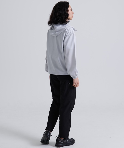 Eddie Bauer(エディーバウアー)の「サンライト UPF フーディ(マウンテンパーカー・レディース・ブラック/スモークグレー・L/M/S)」の16枚目の写真
