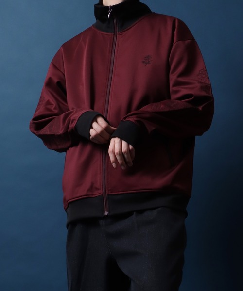 ANPAS（アンパス）の「ANPAS Flower Embroidery Track Jacket/ANPAS 別注 トラックジャケット花刺繍 トップス ワンポイント刺繍トラックジャケット 袖刺繍 ジャージ（ジャージ・メンズ・ブラック系その他/ブラック/ワイン/チャコール/グレイッシュベージュ/アイボリー・M/L）」の17枚目の写真