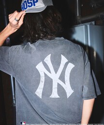 FREAK'S STORE | 限定展開 MLB/メジャーリーグベースボール 別注 ビッグシルエット ピグメントダイ バックプリントTシャツ(Tシャツ/カットソー)
