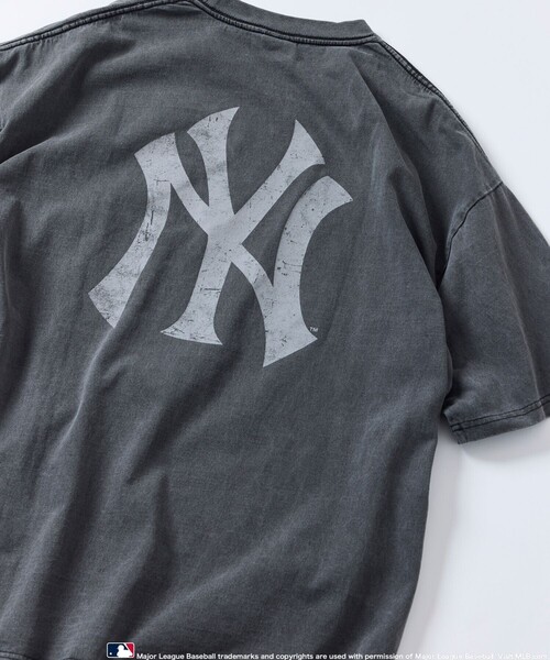 FREAK'S STORE（フリークスストア）の「限定展開 MLB/メジャーリーグベースボール 別注 ビッグシルエット ピグメントダイ バックプリントTシャツ（Tシャツ/カットソー・メンズ・ブラック系その他3/ブラック系その他/ブラック系その他2・LARGE/MEDIUM/SMALL）」の4枚目の写真