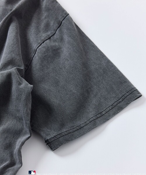 FREAK'S STORE（フリークスストア）の「限定展開 MLB/メジャーリーグベースボール 別注 ビッグシルエット ピグメントダイ バックプリントTシャツ（Tシャツ/カットソー・メンズ・ブラック系その他3/ブラック系その他/ブラック系その他2・LARGE/MEDIUM/SMALL）」の15枚目の写真