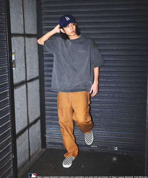 FREAK'S STORE（フリークスストア）の「限定展開 MLB/メジャーリーグベースボール 別注 ビッグシルエット ピグメントダイ バックプリントTシャツ（Tシャツ/カットソー・メンズ・ブラック系その他3/ブラック系その他/ブラック系その他2・LARGE/MEDIUM/SMALL）」の21枚目の写真