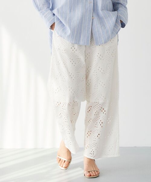 le.coeur blanc（ルクールブラン）の「Fanaka カットワークレースパンツ（その他パンツ・レディース・ブラック/オフホワイト・38）」の5枚目の写真