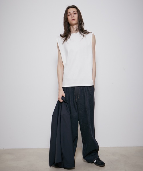 ADAM ET ROPE'（アダムエロペ）の「《新色追加》【Albini/アルビニ】オーガニック ポンチ オーバーサイズ ノースリーブ Tシャツ（Tシャツ/カットソー・メンズ・ライトグレー/ダークブラウン/ダークグリーン/ホワイト系その他2/ブラック・FREE）」の18枚目の写真