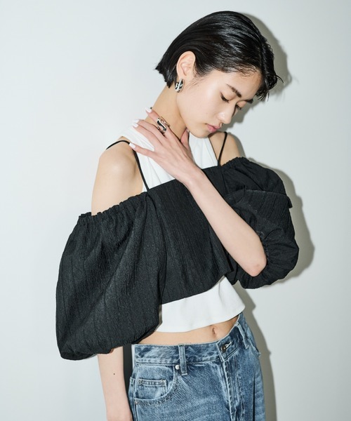 AIC.（エーアイシー）の「2WAYふくれジャガードオフショルトップス（シャツ/ブラウス・レディース・ブラック/アイボリー・FREE）」の13枚目の写真