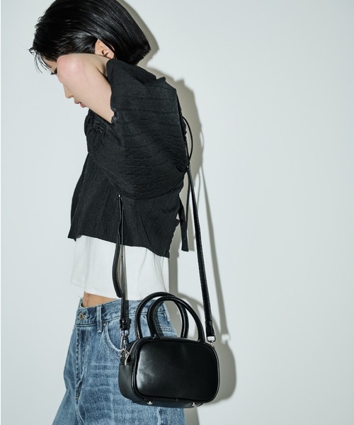 AIC.（エーアイシー）の「2WAYふくれジャガードオフショルトップス（シャツ/ブラウス・レディース・ブラック/アイボリー・FREE）」の16枚目の写真