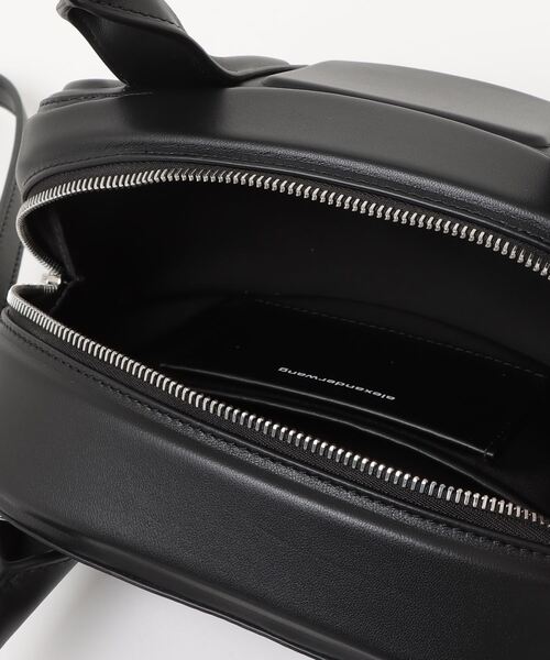 alexanderwang（アレキサンダーワン）の「ROC SMALL TOP HANDLE W/ SHOULDER STRAP（ハンドバッグ・レディース・ブラック・ONE SIZE）」の3枚目の写真
