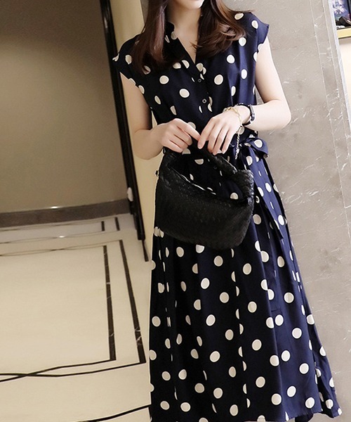 gossip!ロサンゼルス(ゴシップロサンゼルス)の「Vネックドットワンピース(ワンピース・レディース・ネイビー・M/S/L)」の2枚目の写真