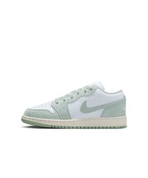 JORDAN BRAND（ジョーダンブランド）の「AIR JORDAN 1 LOW SE GS
