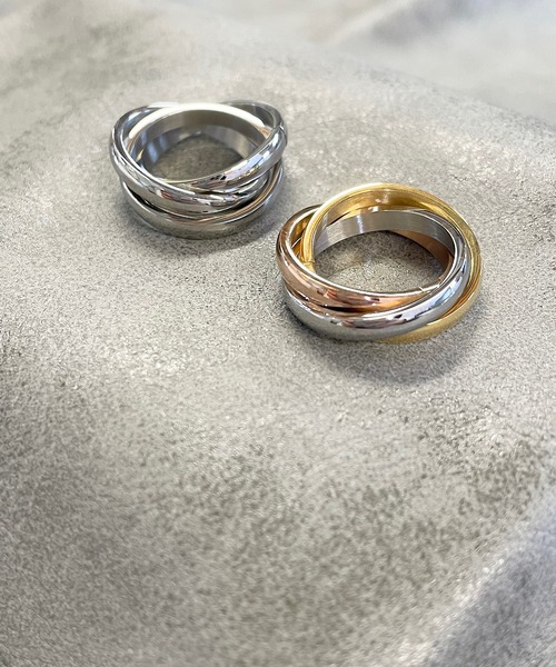PARKS TOKYO SELECT(パークストウキョウセレクト)の「金属アレルギー対応 サージカルステンレス/316L トリプルクロス(3連)リング(リング・レディース・ゴールド/ゴールド系その他/シルバー・7号/10号/12号/15号)」の3枚目の写真