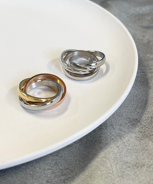 PARKS TOKYO SELECT(パークストウキョウセレクト)の「金属アレルギー対応 サージカルステンレス/316L トリプルクロス(3連)リング(リング・レディース・ゴールド/ゴールド系その他/シルバー・7号/10号/12号/15号)」の5枚目の写真