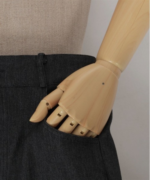 axes femme POETIQUE（アクシーズファムポエティック）の「レースアップデニムパンツ（デニムパンツ・レディース・ブラック/インディゴブルー/ホワイト・MEDIUM）」の20枚目の写真