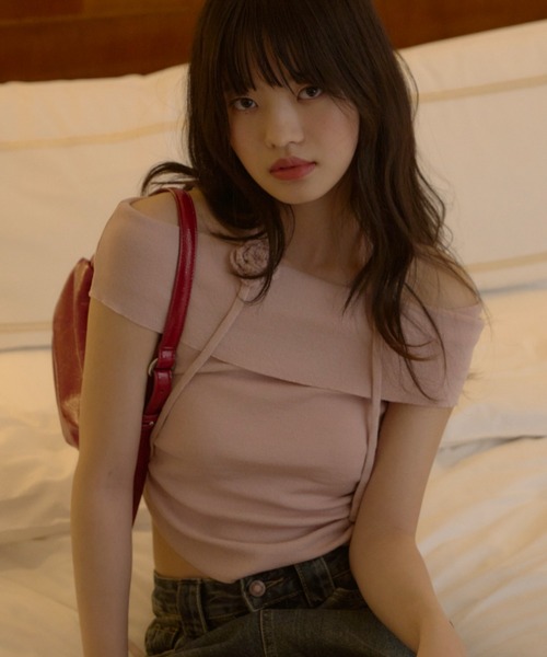 GIUNON（ジウノン）の「flower tie set off shoulder / フラワータイセットオフショルダー（Tシャツ/カットソー・レディース・ブラック/ピンク/アイボリー・FREE）」の15枚目の写真