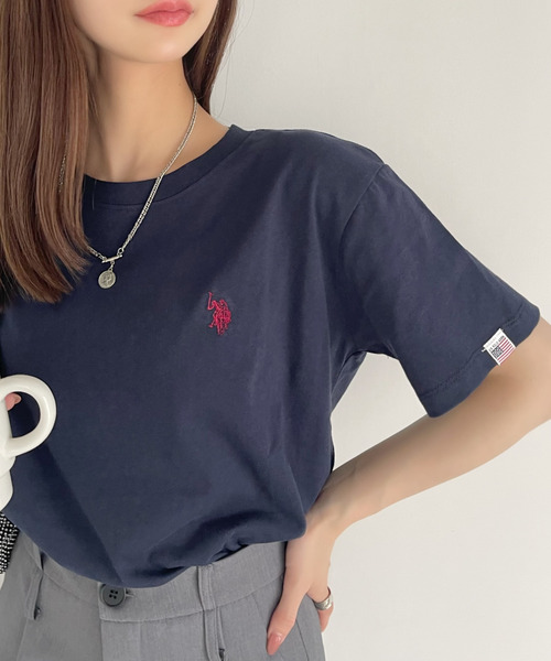 U.S. POLO ASSN.（ユーエスポロアッスン）の「U.S. POLO ASSN. 10色展開 大人気のワンポイント刺繍 コンパクトシルエット ベーシック Tシャツ（Tシャツ/カットソー・レディース・ブラック系/ホワイト/ブラック/ベージュ/グリーン/ピンク/ネイビー/ライトピンク/グレー/ライトブルー・M/L/S）」の22枚目の写真
