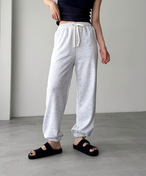 CANAL JEAN(キャナルジーン)の「El mar 裏毛ジョガーパンツ(スウェットパンツ・レディース・ヘザーグレー/ネイビー・ONE SIZE)」の1枚目の写真