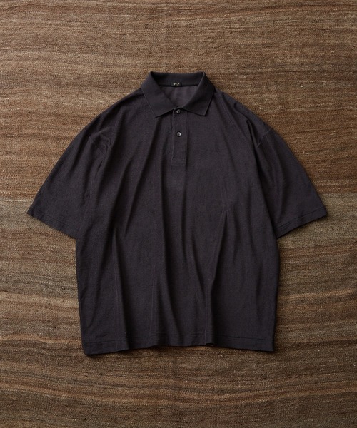 WILD LIFE TAILOR Adam et Rope'（ワイルドテーラーアダムエロペ　）の「【WILD LIFE TAILOR】強撚コットン パイル ハーフスリーブ ポロシャツ / セットアップ対応（ポロシャツ・メンズ・ライトグリーン/パープル系その他/チャコールグレー・L/M）」の2枚目の写真