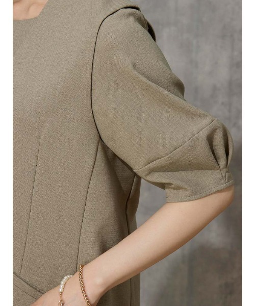 Perfect Suit FActory（パーフェクトスーツファクトリー）の「麻調メッシュ　ジレ　カーキ/ブラック（ベスト・レディース・ブラック/カーキ・M/S）」の3枚目の写真