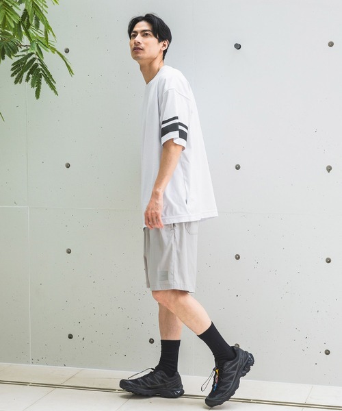 HEREIAM（ヘレイアム）の「【HEREIAM MEN】接触冷感＆吸水速乾／スリーブラインTEE（Tシャツ/カットソー・メンズ・ホワイト/ブラック・MEDIUM/LARGE）」の3枚目の写真